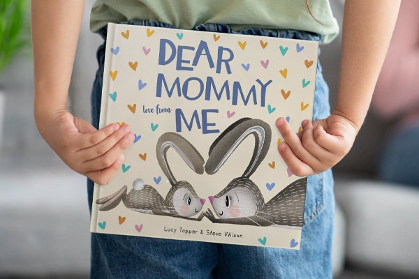 Dear Mommy love from me book to parents from the kids.